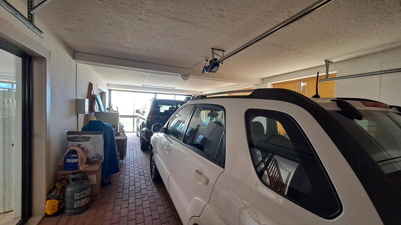 4 Bedroom Property for Sale in Jongensfontein Western Cape